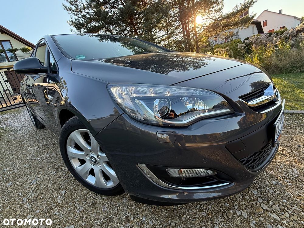 Opel Astra IV 1.4 T Active - 12
