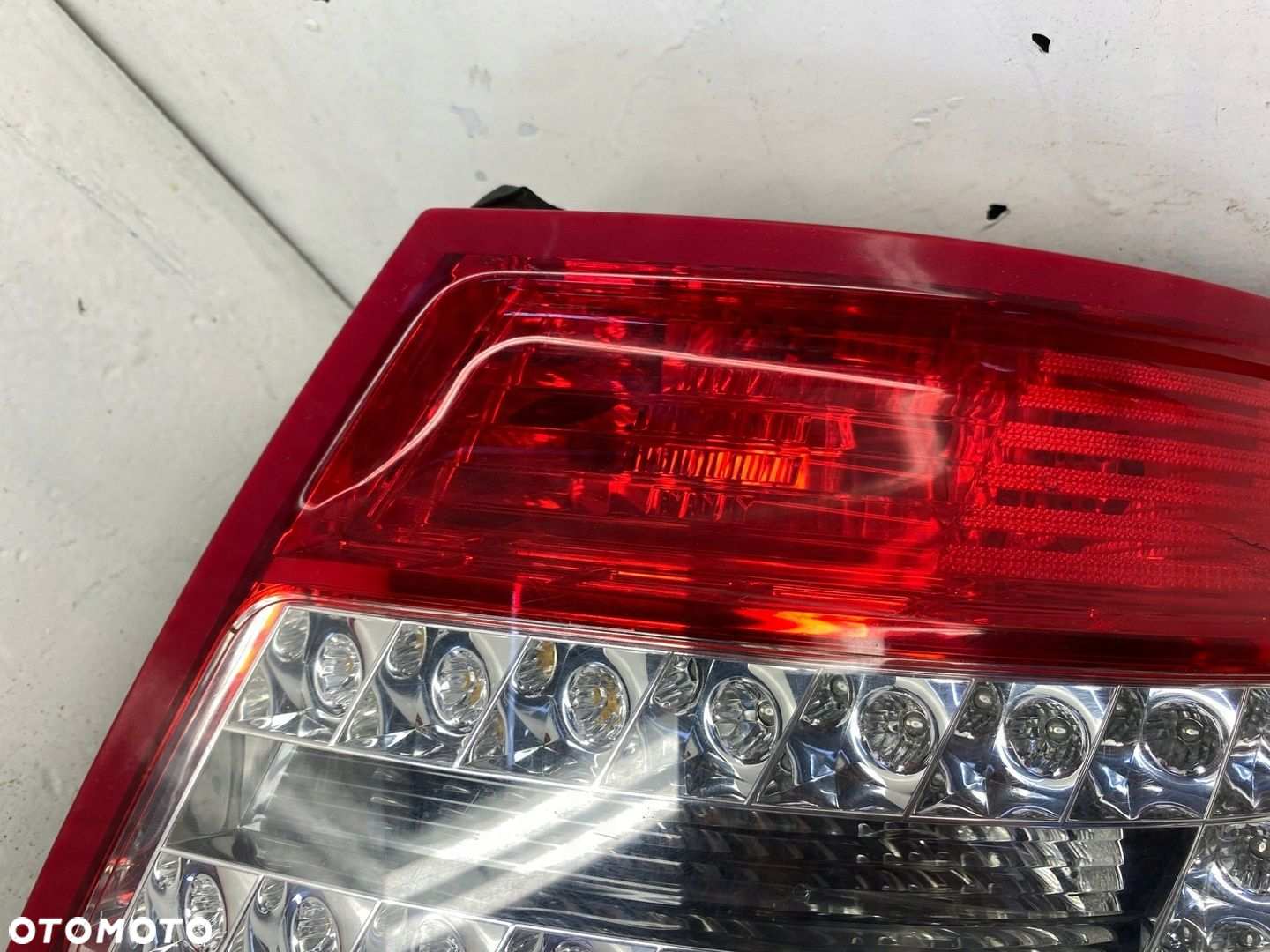 MERCEDES W204 LIFT LAMPA PRAWY TYŁ A2048202464 - 6