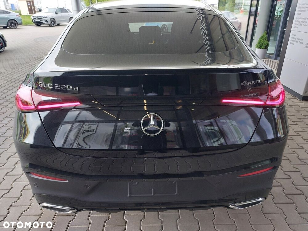 Mercedes-Benz GLC - 7