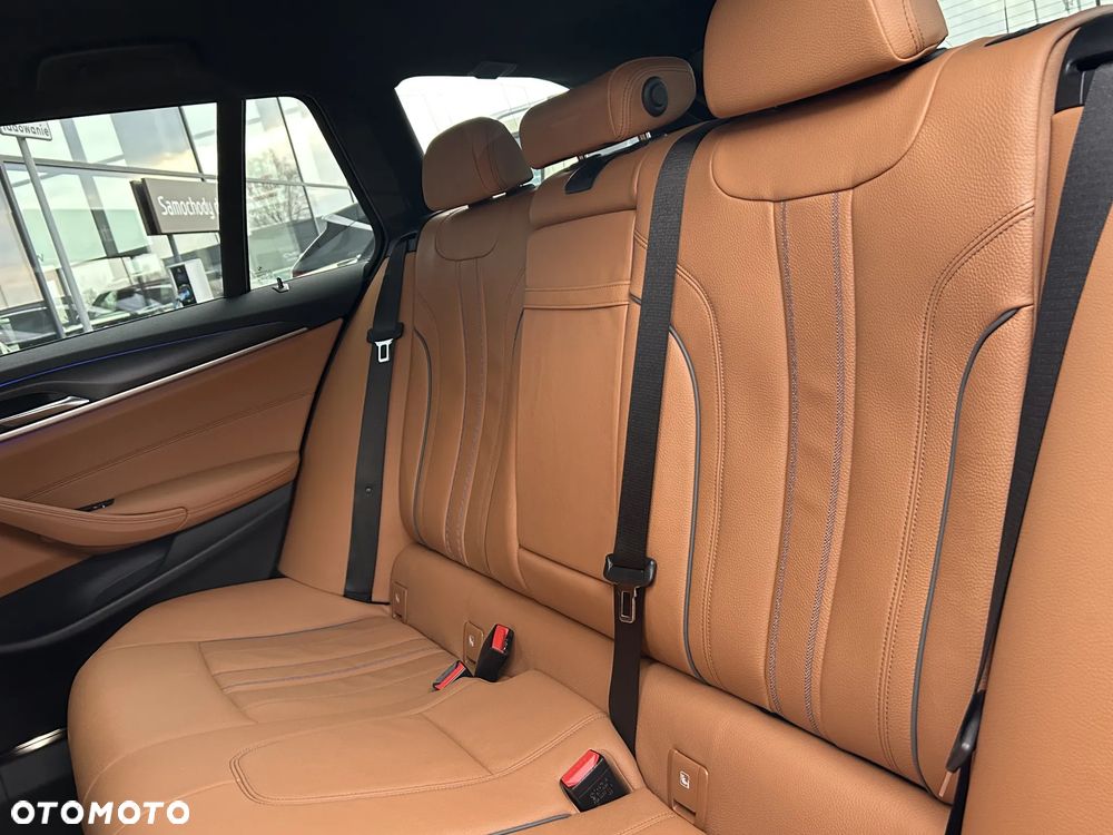 BMW Seria 5 520d mHEV M Sport sport - 15