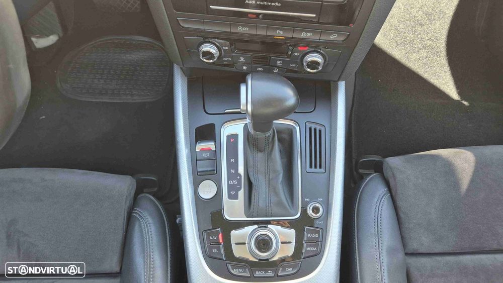 Audi Q5 2.0 TDi quattro Business Line S-line S-tronic - 12