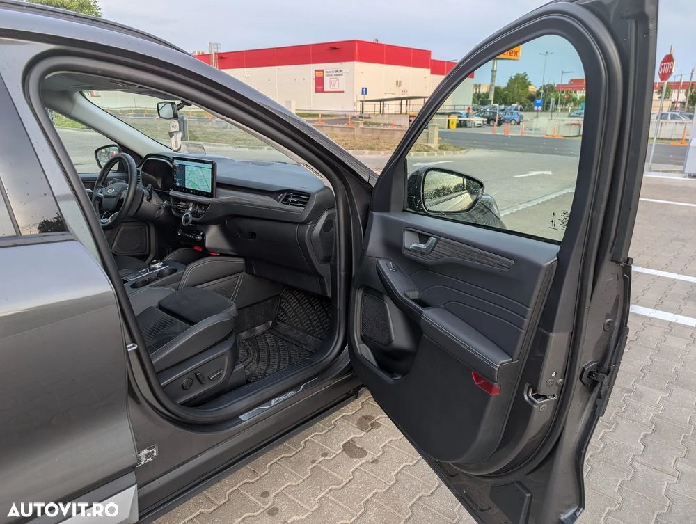 Ford Kuga - 11