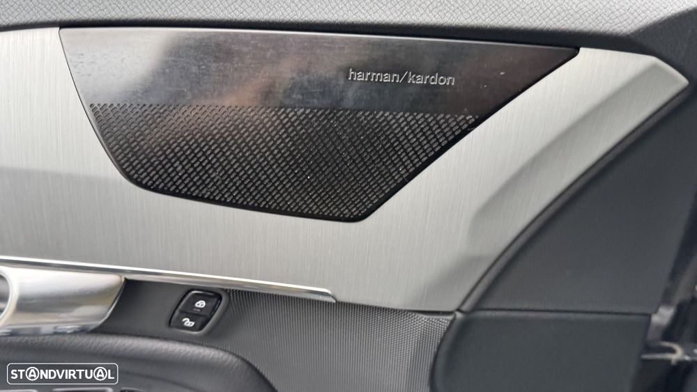 Volvo XC 90 2.0 B5 Inscription AWD - 13