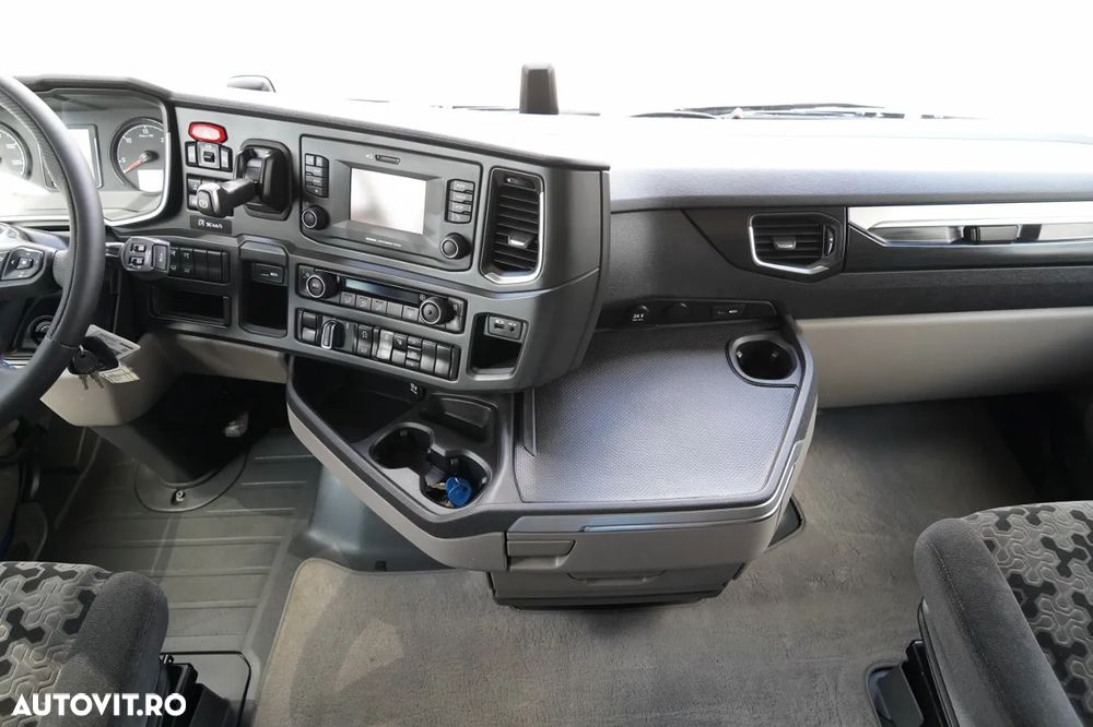 Scania S 450 / SOLO / CORTINĂ / 6x2 / ACOPERIȘ RIDICABIL / PUNȚĂ RIDICABILĂ / - 30