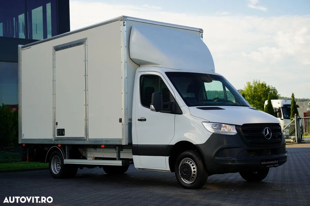 Mercedes-Benz SPRINTER 315 CDI / CONTAINER 4.4 M / 750 KG LIFT / TWIN / IMPORTAT - 2