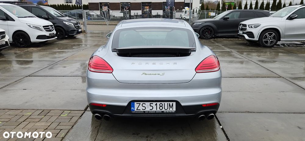 Porsche Panamera - 7