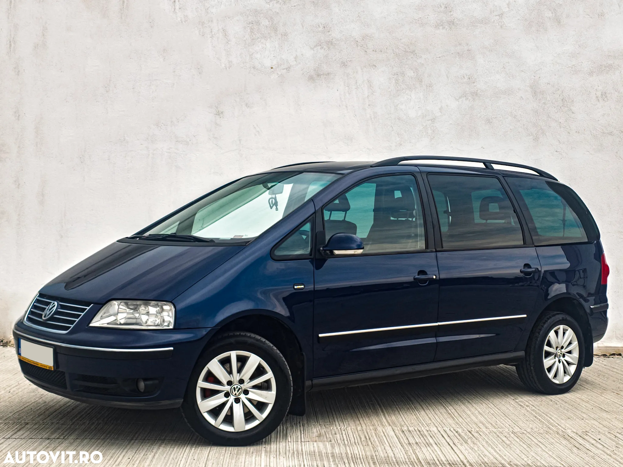 Volkswagen Sharan 1.9 TDI Family - 2
