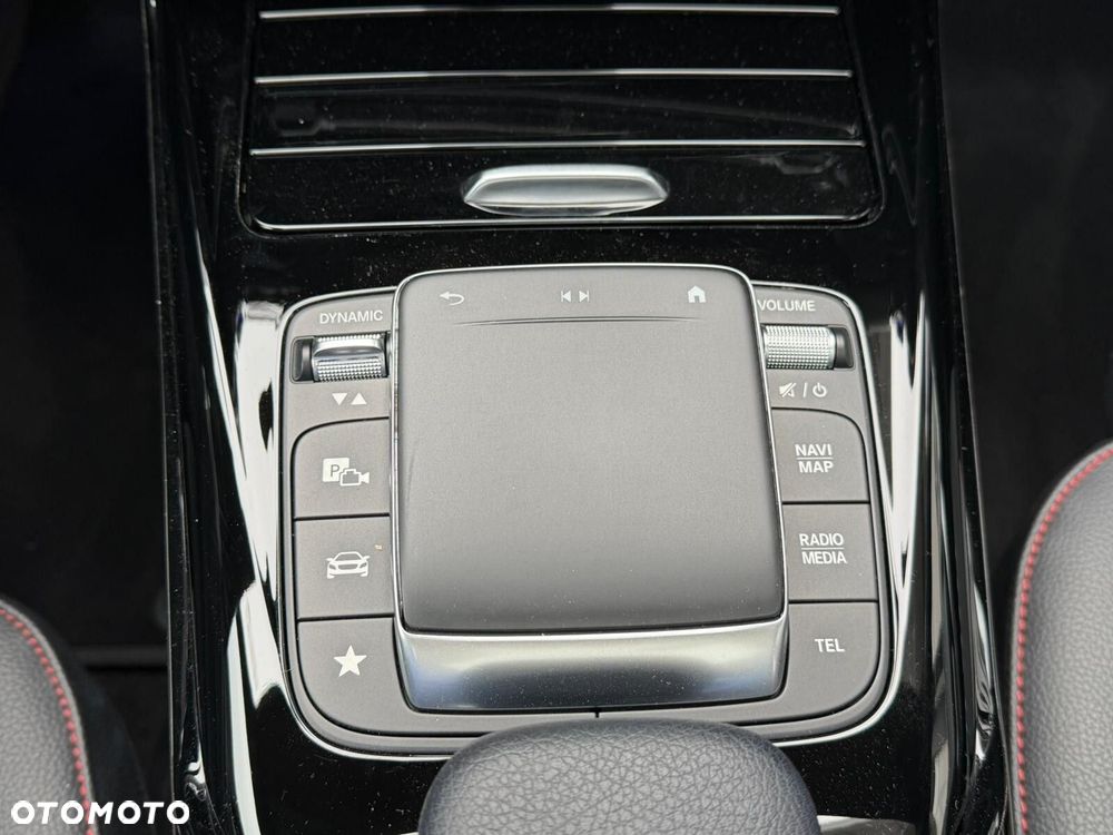 Mercedes-Benz Klasa A 35 AMG 4-Matic 7G-DCT - 20