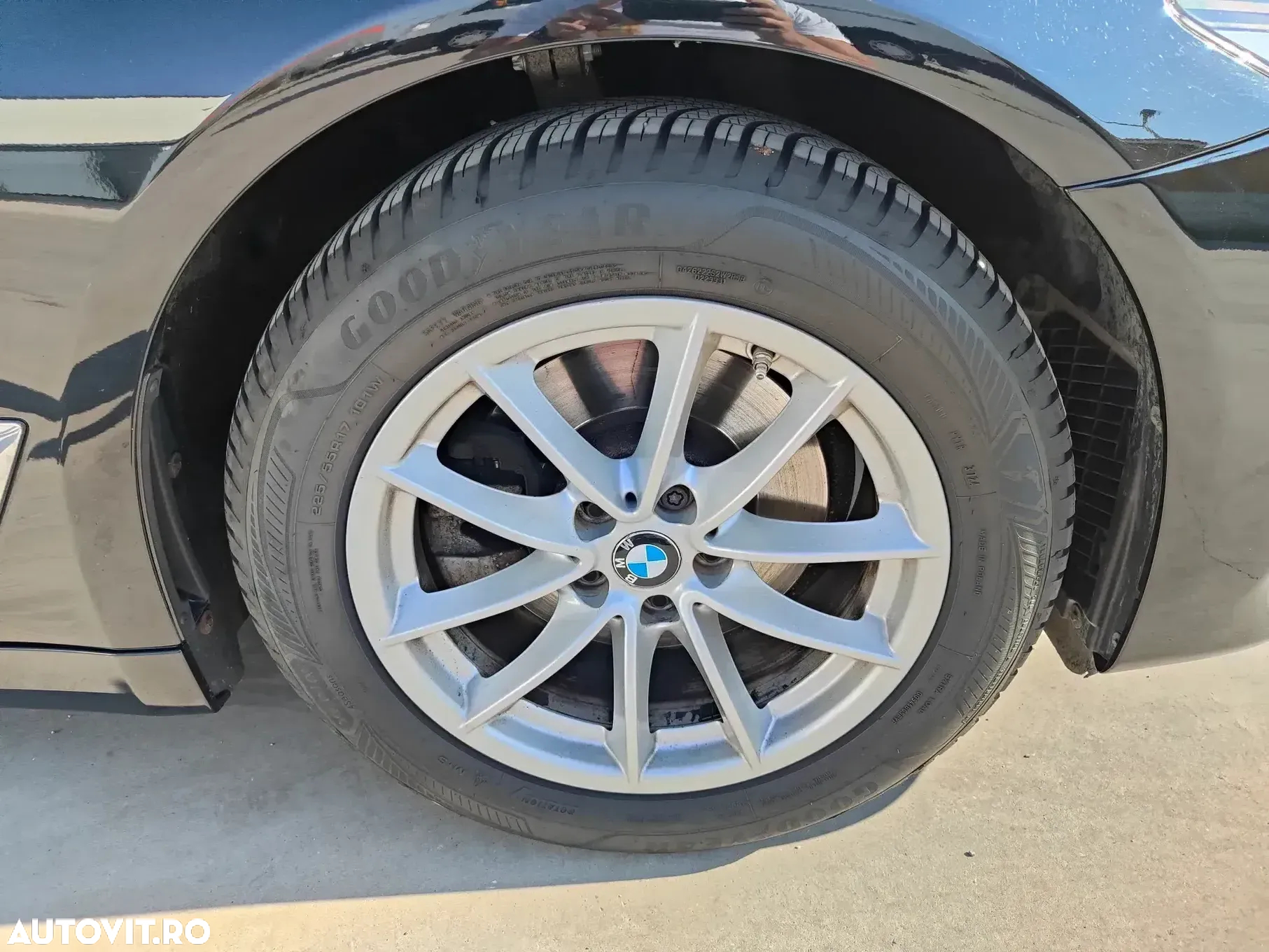 BMW Seria 5 520i Touring Aut. - 17