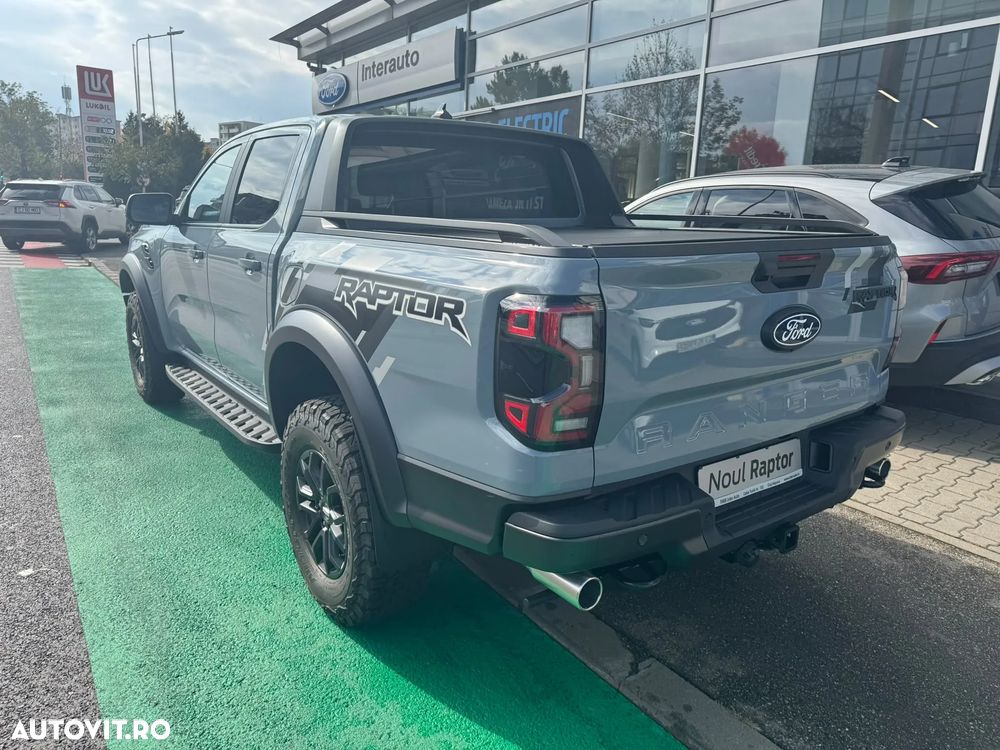 Ford Raptor - 16
