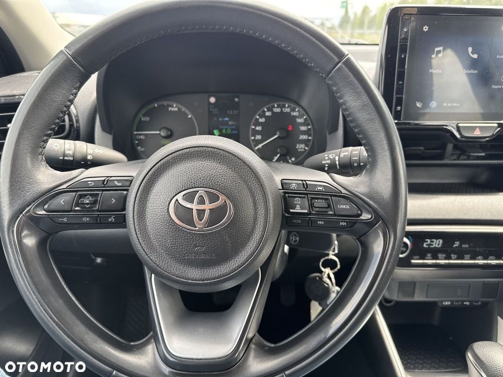 Toyota Yaris - 18