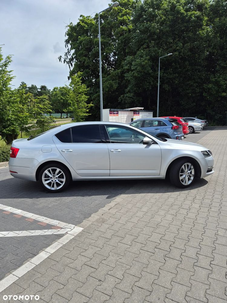 Skoda Octavia 2.0 TSI Style DSG - 5