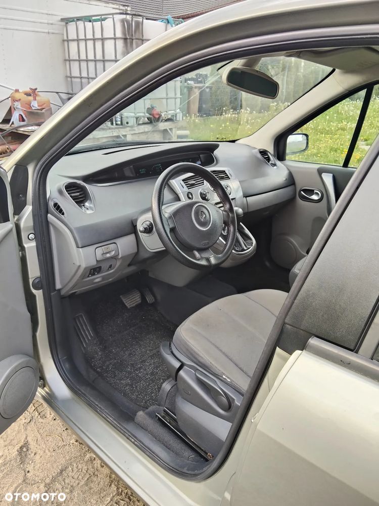 Renault Scenic - 14