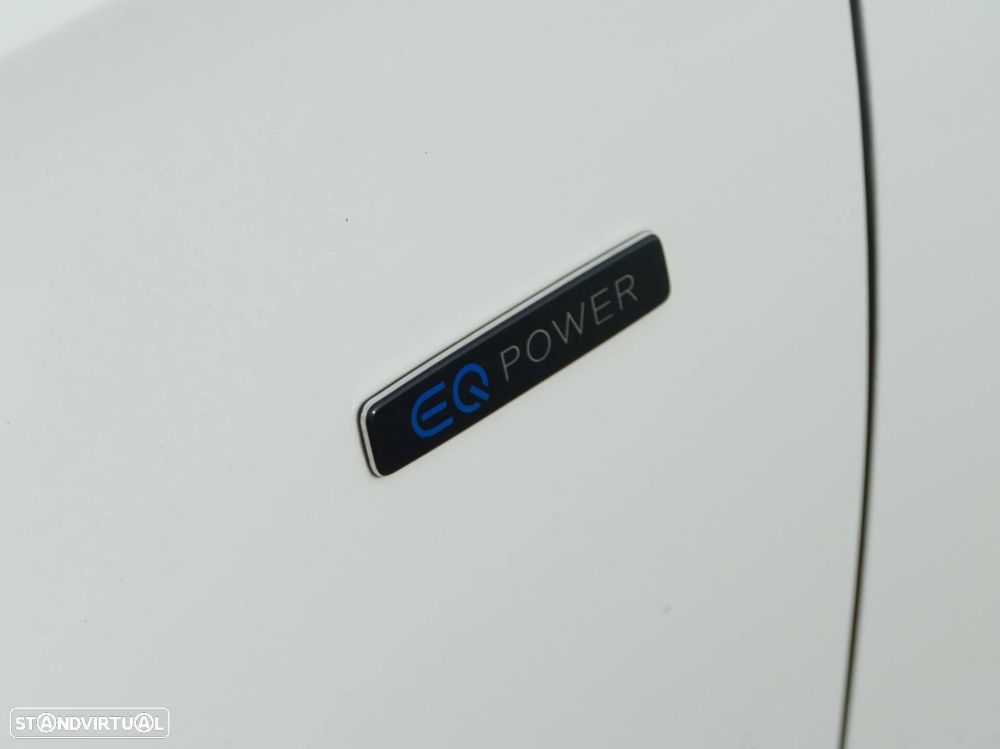 Mercedes-Benz A 250 e AMG Line - 12