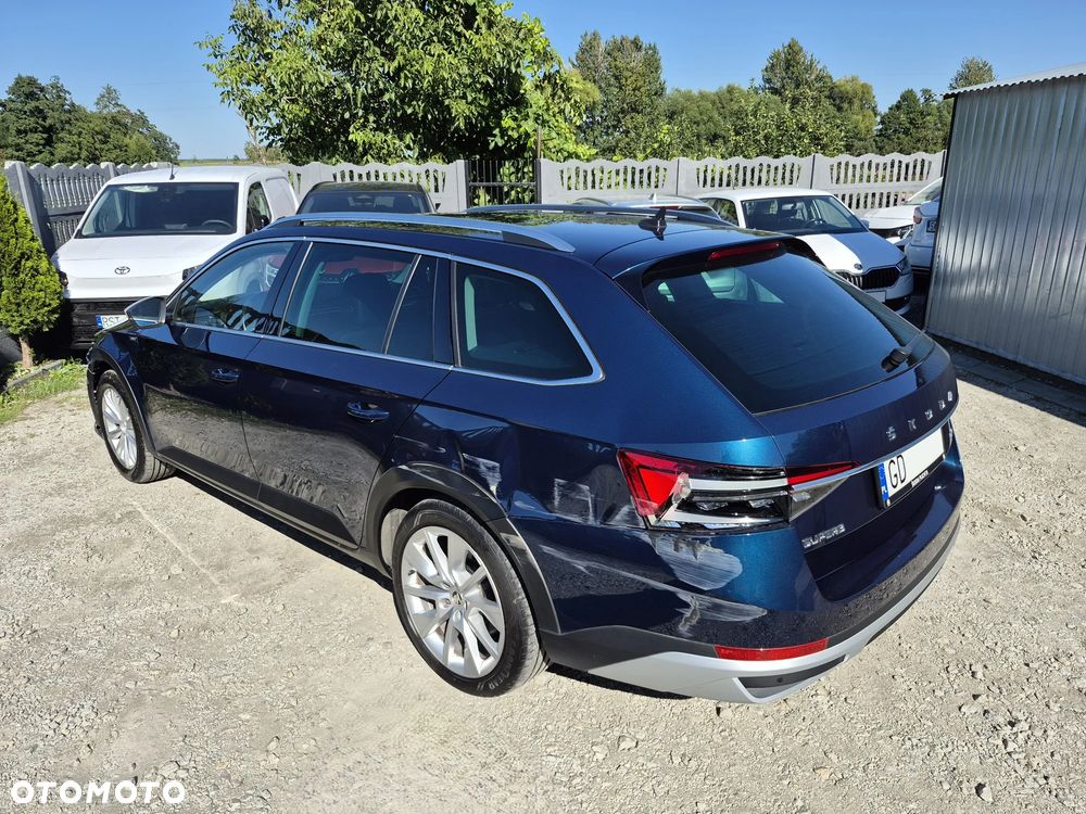 Skoda Superb 2.0 TSI 4x4 Scout DSG - 5