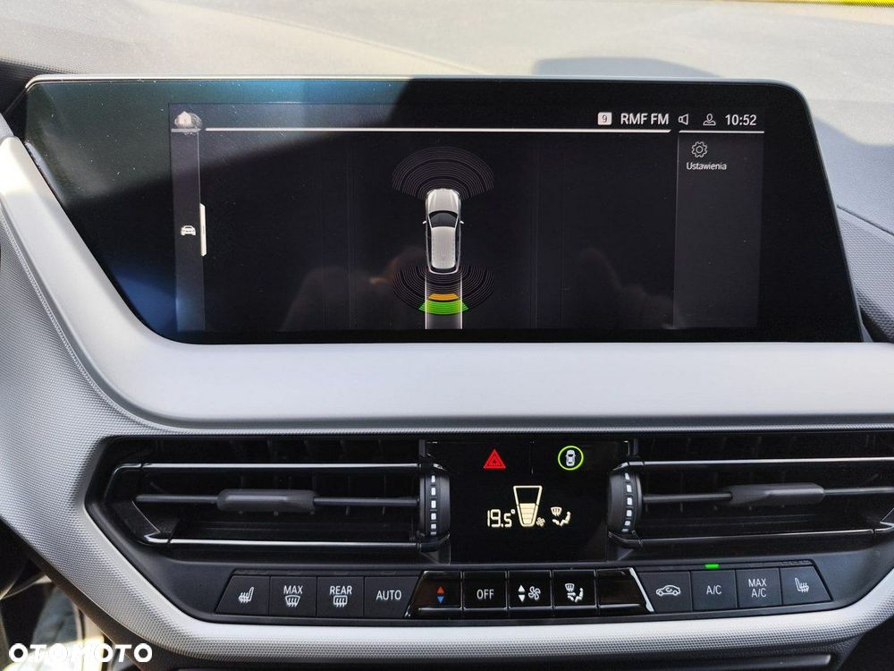 BMW Seria 1 - 30