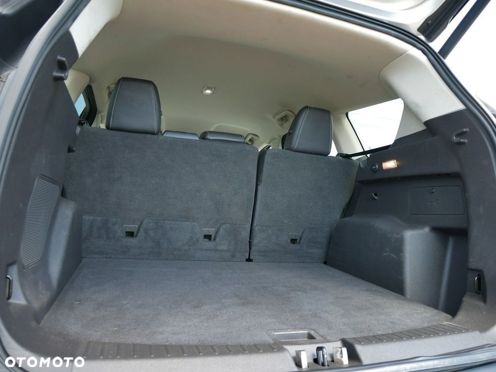 Ford Escape 2.0 EcoBoost AWD Titanium - 17