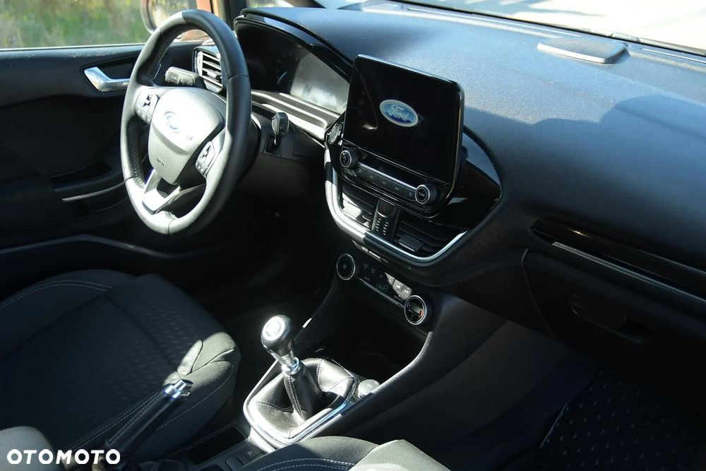 Ford Fiesta - 22