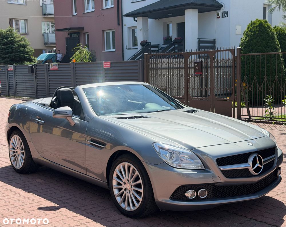 Mercedes-Benz SLK 200 (BlueEFFICIENCY) 7G-TRONIC - 2