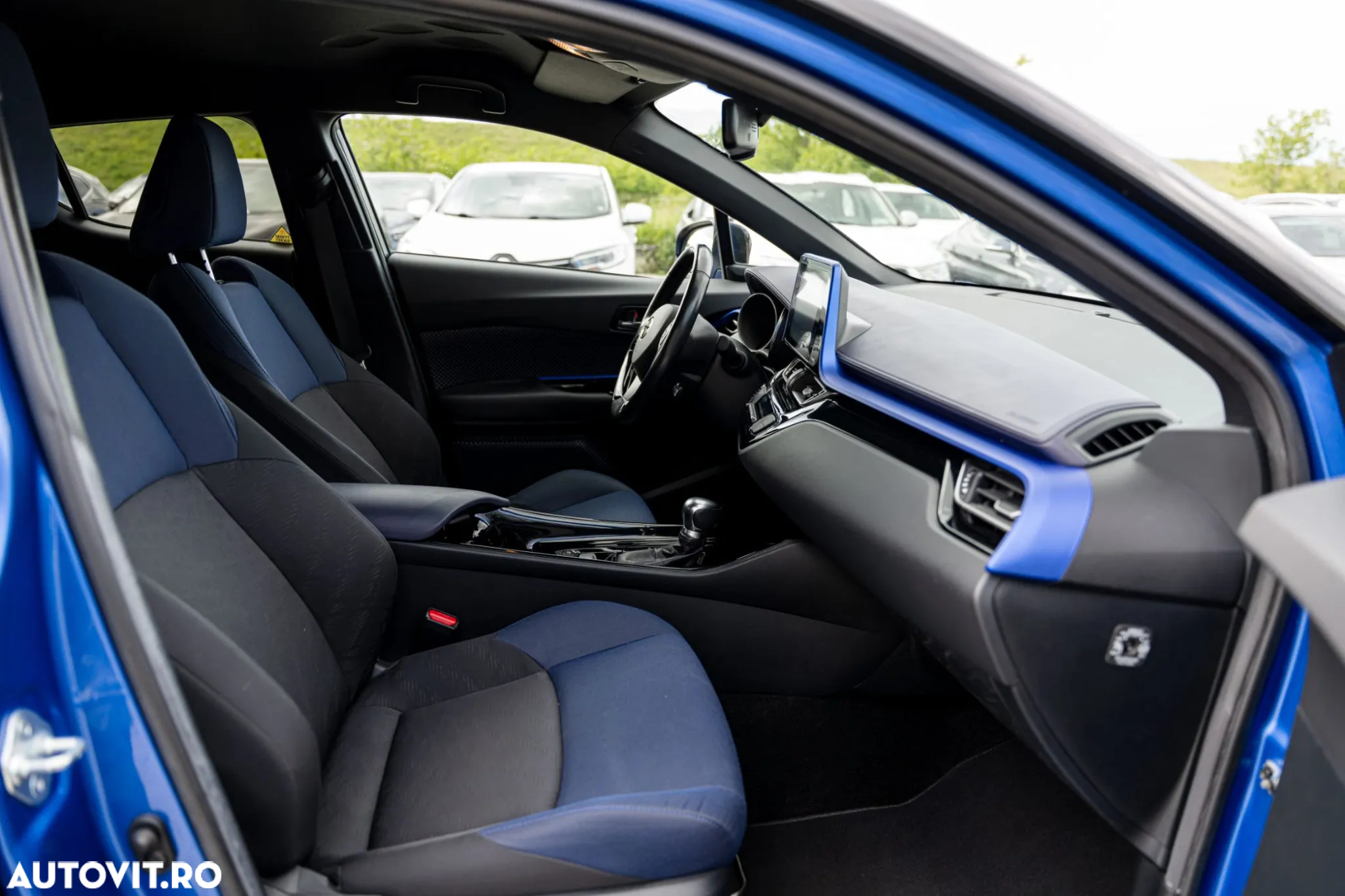 Toyota C-HR 1.8 HSD 122 CP 4x2 CVT Style - 15