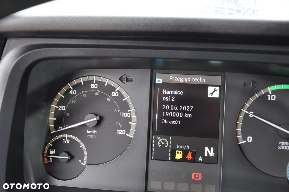 Mercedes-Benz Actros - 19