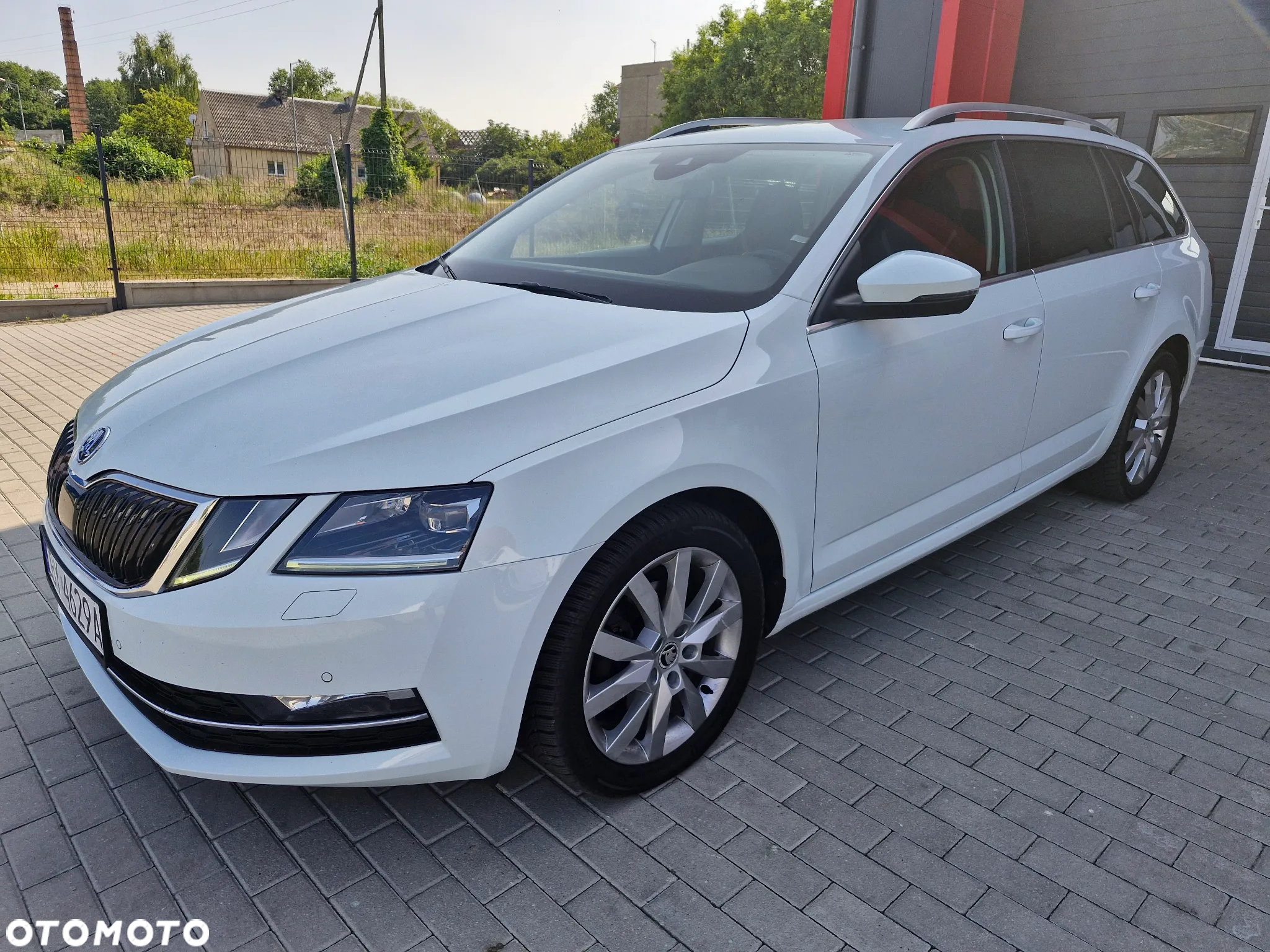 Skoda Octavia 2.0 TDI Ambition DSG - 3