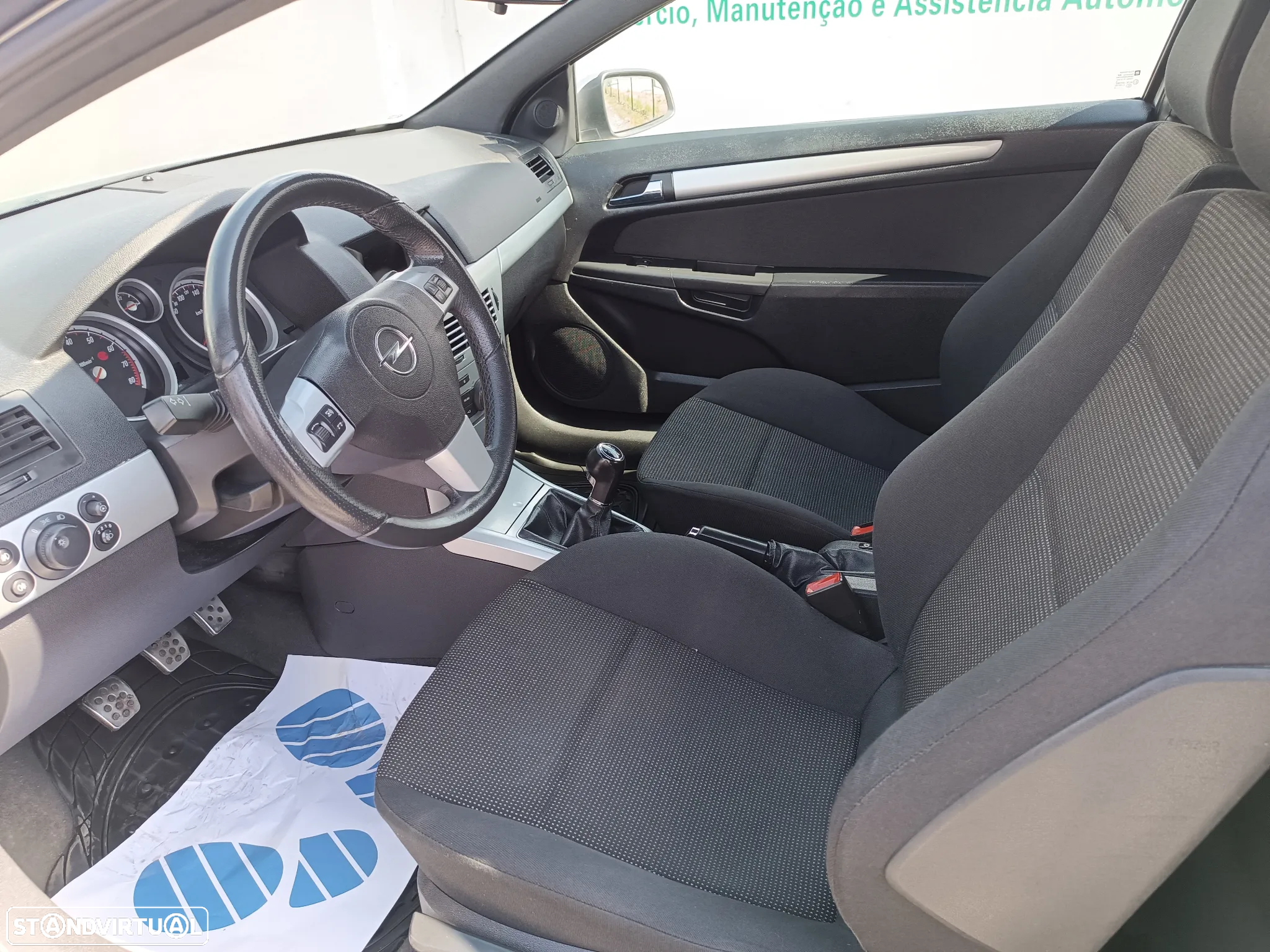 Opel Astra GTC 1.4 - 17
