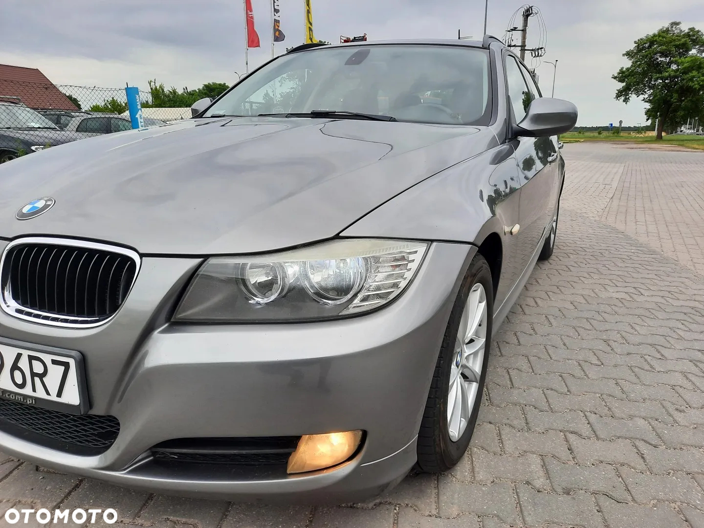 BMW Seria 3 318d DPF Touring Edition Sport - 12