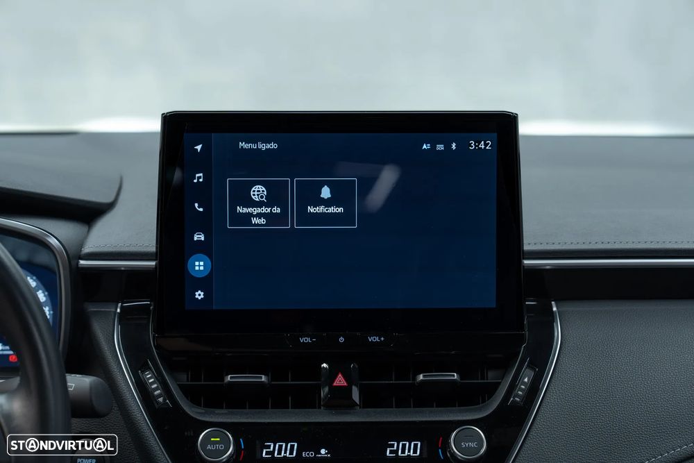 Toyota Corolla 1.8 Hybrid Exclusive - 28