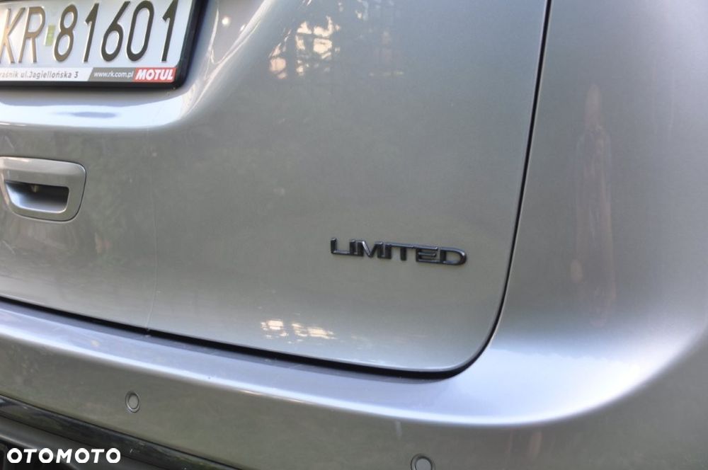 Chrysler Pacifica - 31