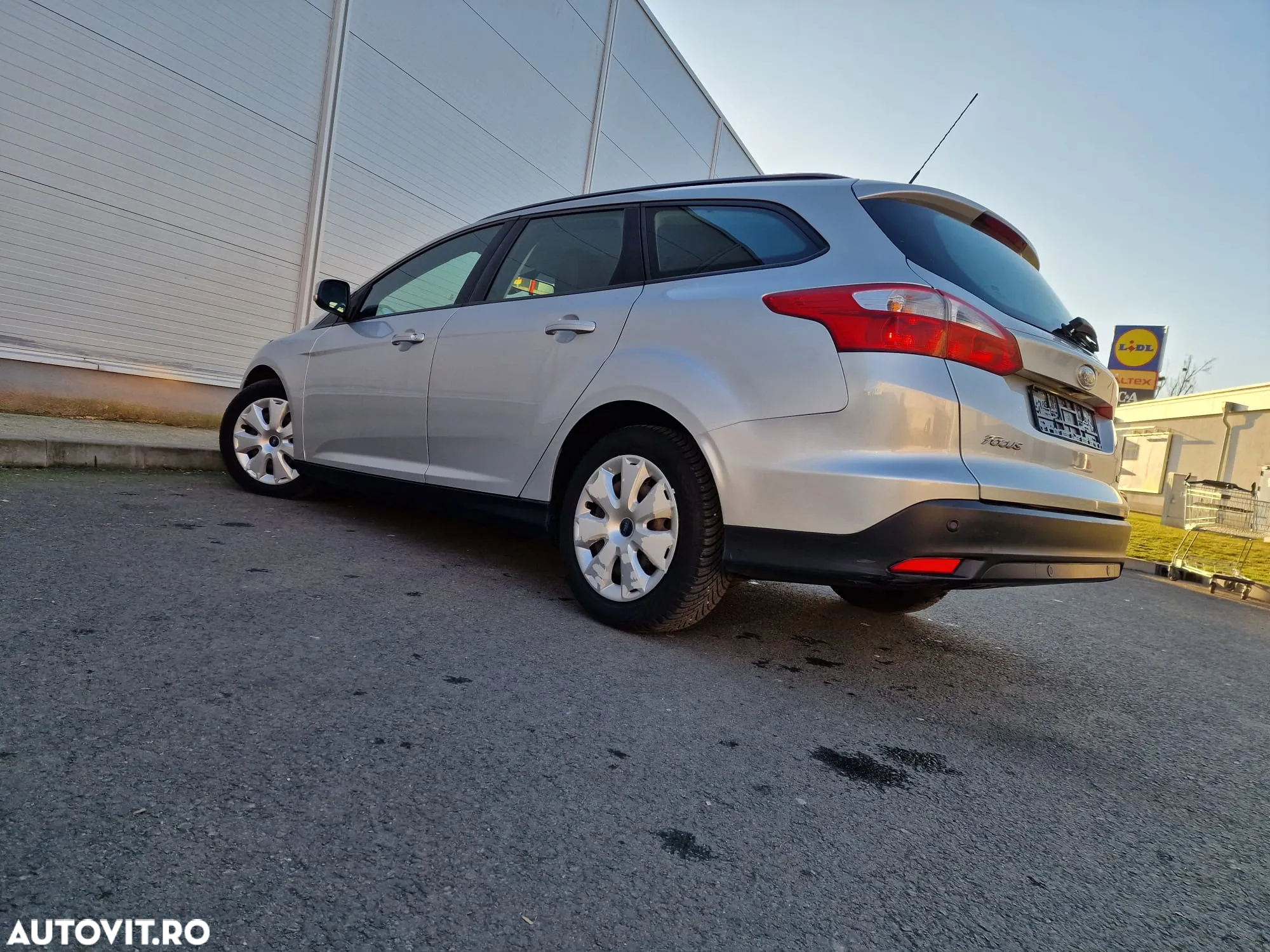 Ford Focus 1.6 TDCi DPF Champions Edition - 22
