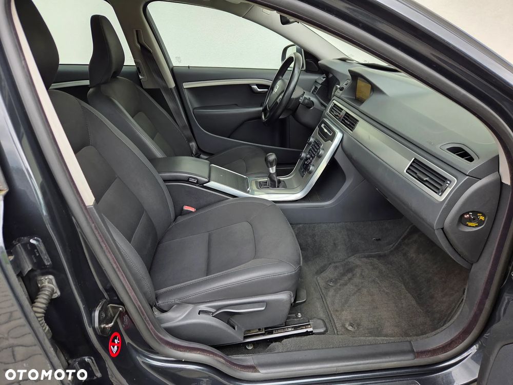 Volvo V70 - 11