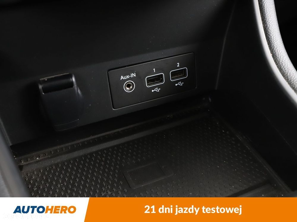 Renault Captur - 26