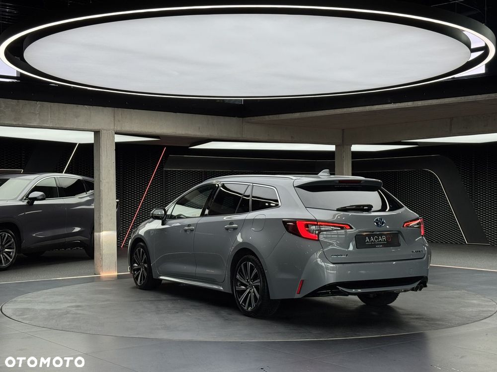 Toyota Corolla 2.0 Hybrid Comfort - 4