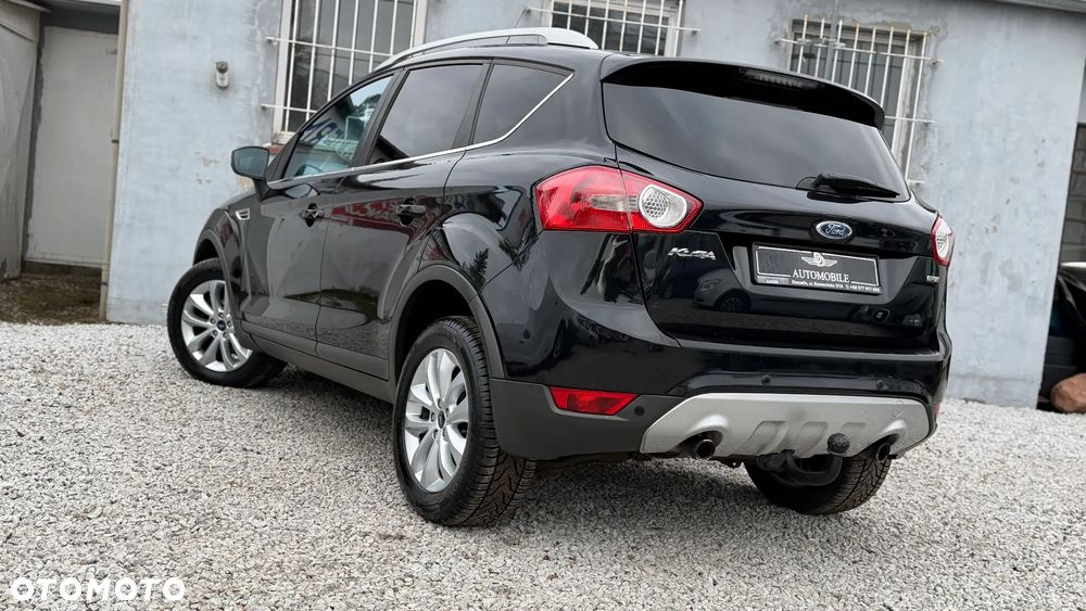 Ford Kuga 2.0 TDCi 2x4 Titanium - 17