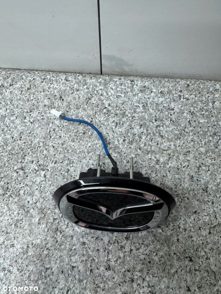 emblemat klapy bagażnika mazda 3 iv bp 2019-2025 - 6