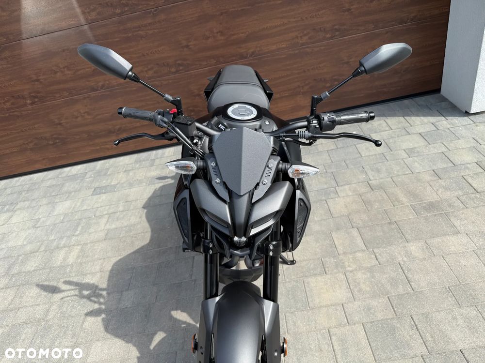 Yamaha MT - 13