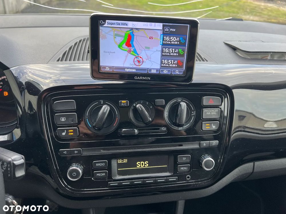 Volkswagen up! (BlueMotion Technology) move - 29