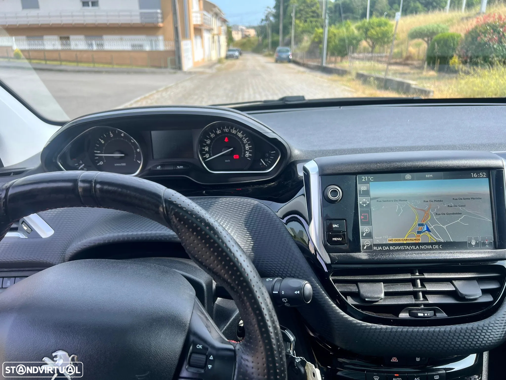 Peugeot 208 1.2 PureTech GT Line - 16