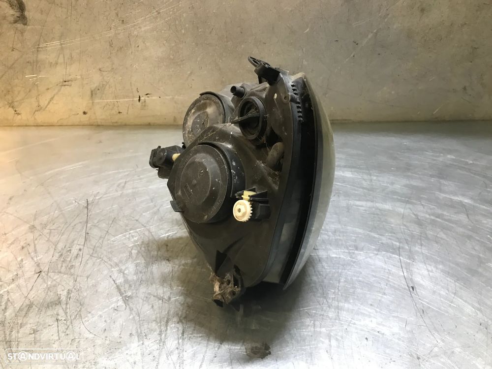 ÓTICA / FAROL RENAULT CLIO II FASE 2 01-06 (FUNDO PRETO) - ESQUERDO / DIREITO - 2