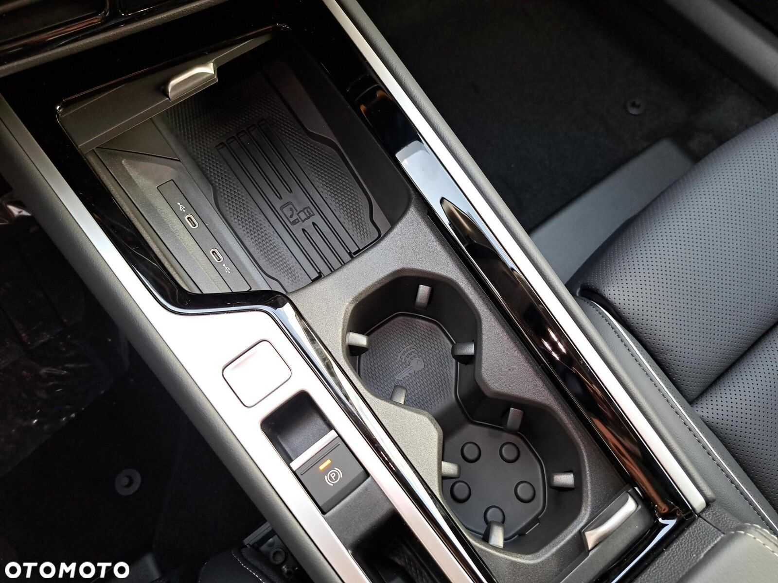 Volkswagen Passat 1.5 TSI EVO Elegance DSG - 28