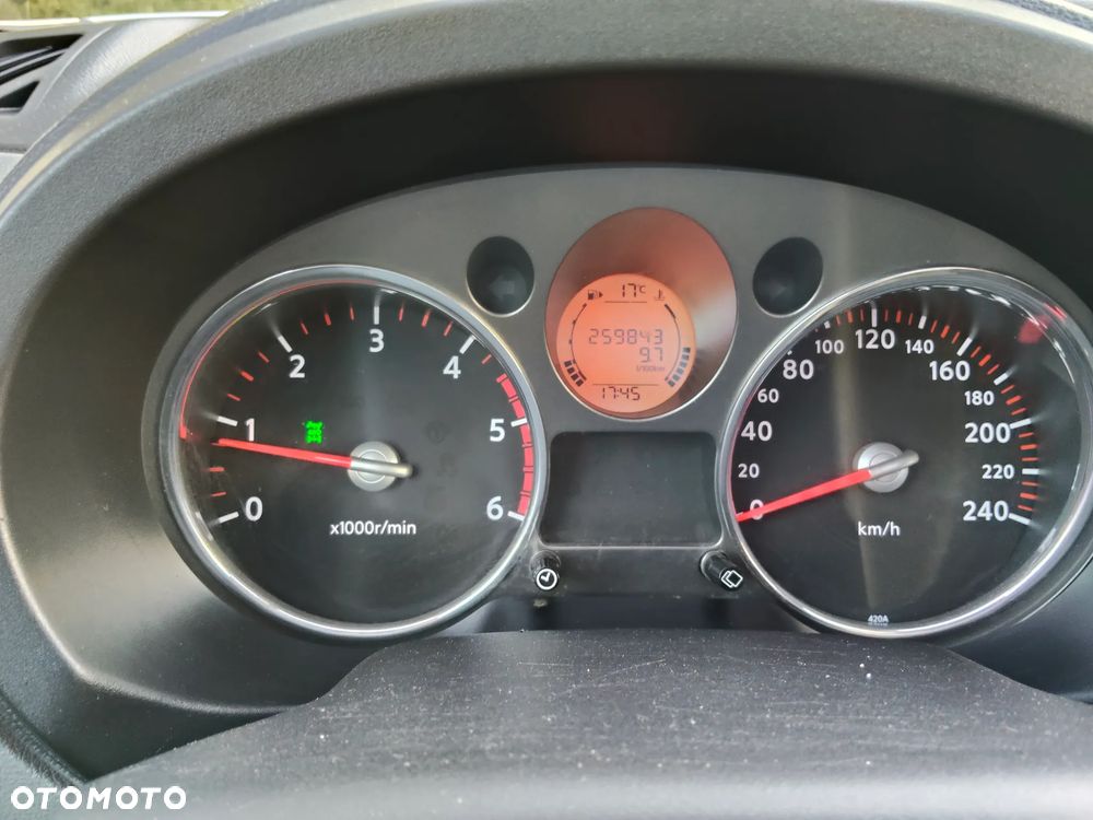 Nissan X-Trail 2.0 dCi 4x4 DPF SE - 34