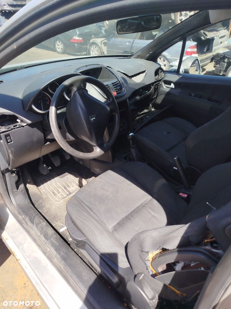 Peugeot 207 na części. - 4