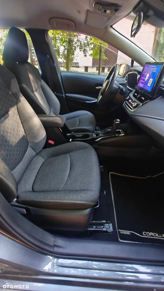 Toyota Corolla 1.8 Hybrid Comfort - 7