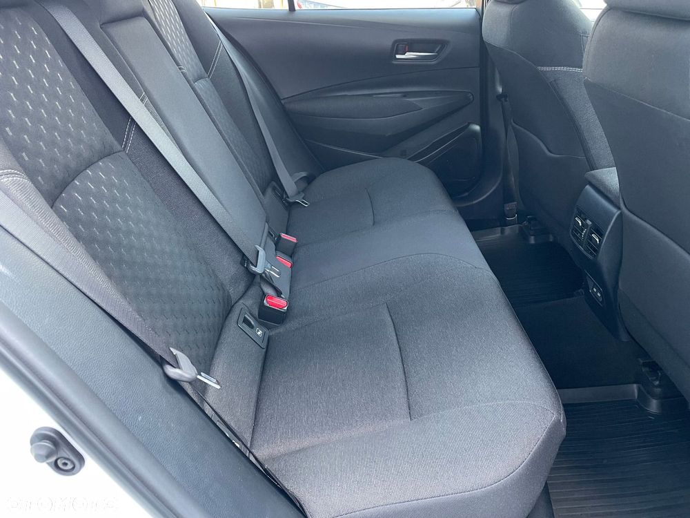 Toyota Corolla 1.8 Hybrid Style - 15