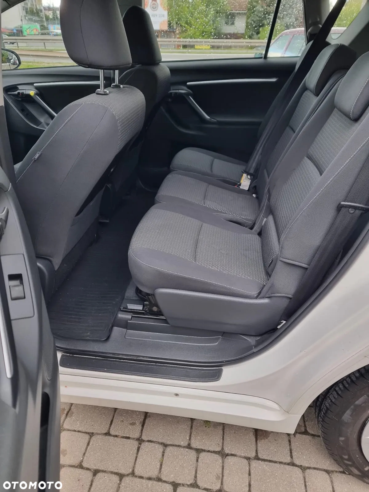 Toyota Verso 2.0 D-4D Premium - 8
