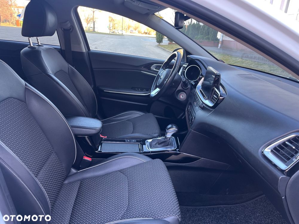 Kia Ceed 1.4 T-GDI L Business Line Plus DCT - 25