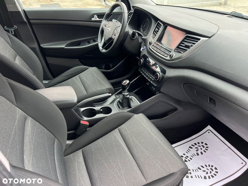 Hyundai Tucson 2.0 CRDI 2WD Style - 19