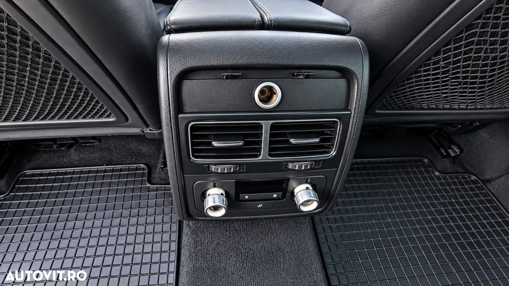 Volkswagen Touareg - 18