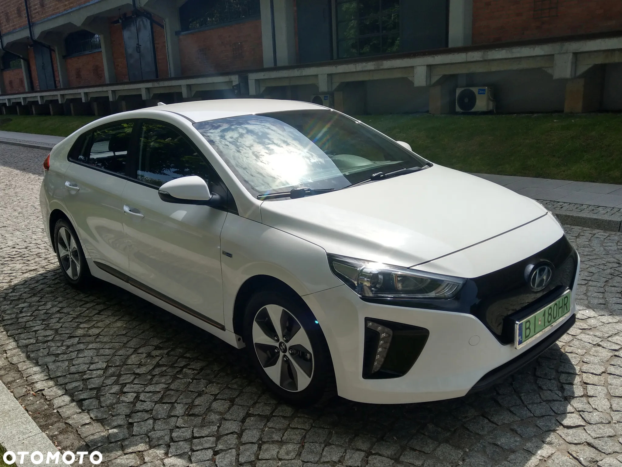 Hyundai IONIQ electric Premium - 2